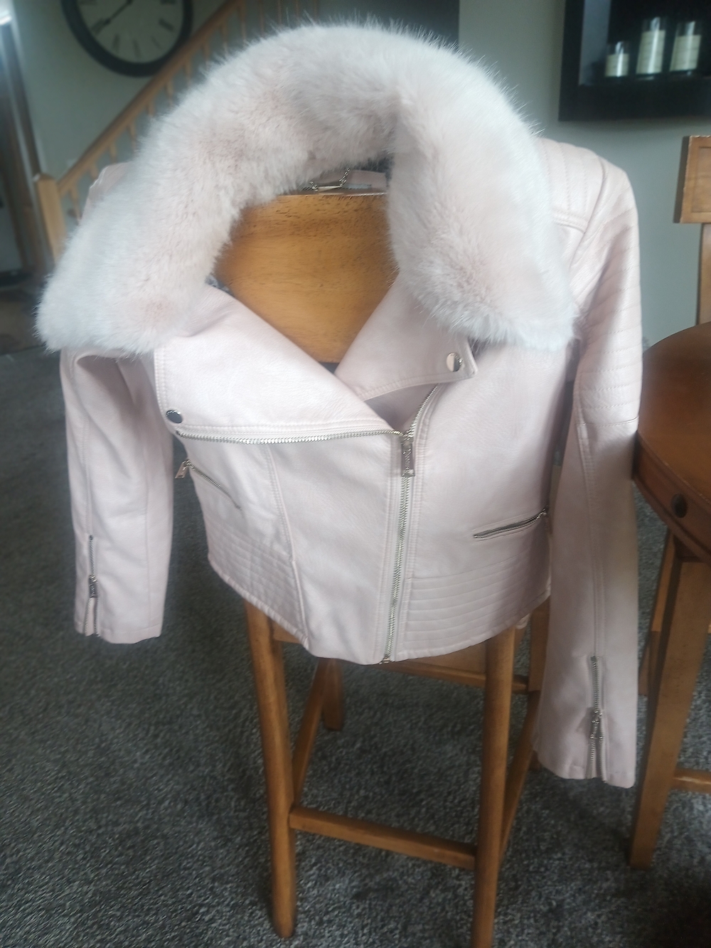 Guess Pale Pink Quilted Jacket, Removal Color 21 Length 20 Across ,Gold Zipper